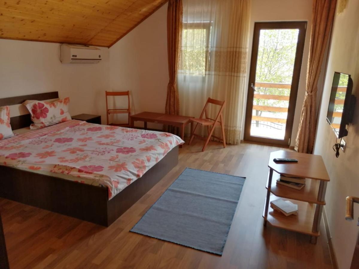 Hotel Casa David&Alexia Două Mai Zewnętrze zdjęcie